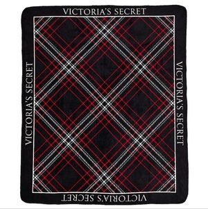 Victoria's SecretCozy-Fleece Blanket